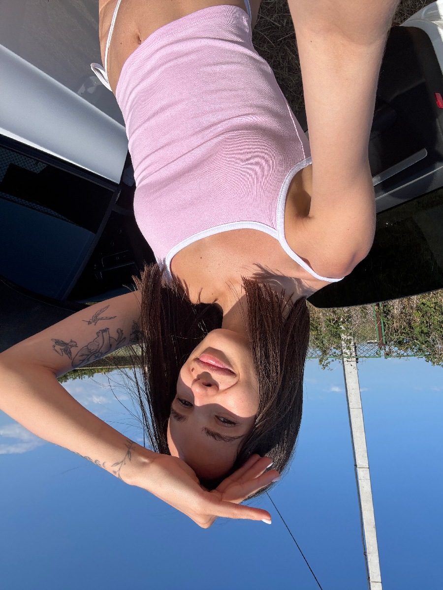 Sexy model Tina in Abu Dhabi